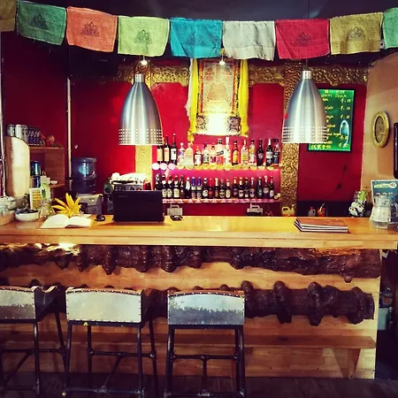 The Cloudland International Youth Hostel, Close To The City Center,10 Min Walks To The Subway, Close To The Night Market, Old Street, Green Lake, English-Speaking Service, Free Activity Convenient Payment And Visa Cards Are Accepted-3