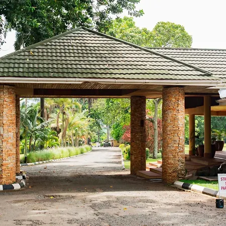 Mountains Of The Moon Hotel Fort Portal-2