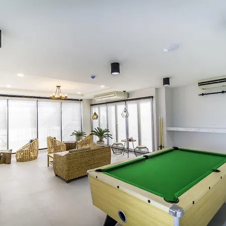 Triple Z Hotel-3
