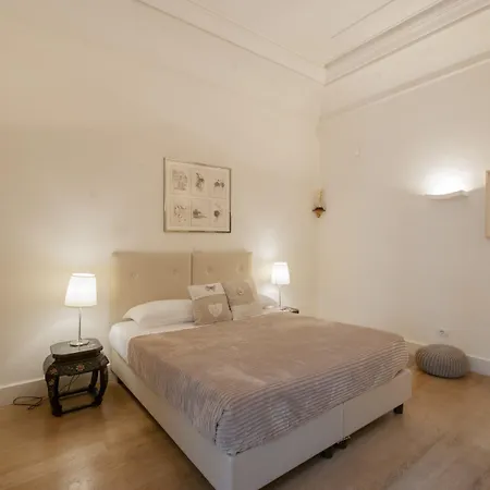 Bea Suites Luxury Rooms-3
