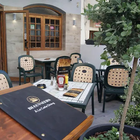 Buccaneers Boutique Guest House-2