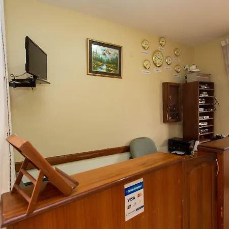 Iris Guest House-2