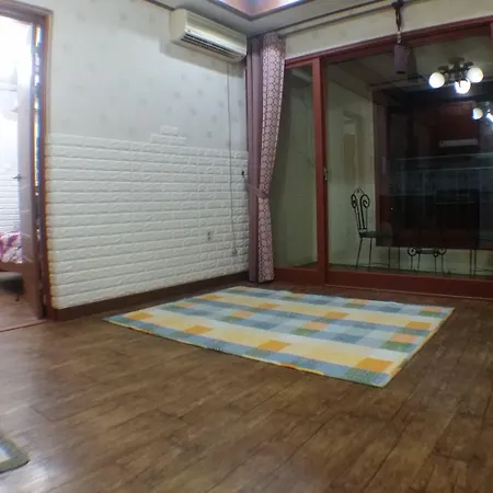 Jun House-3