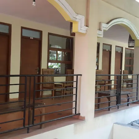 Centro Bajo Hotel & Resto-2