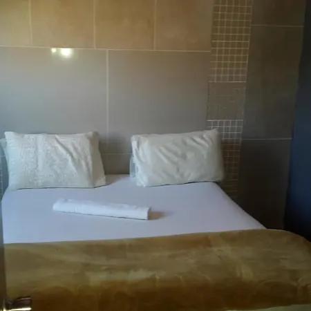 Legacy Guest Lodge-2
