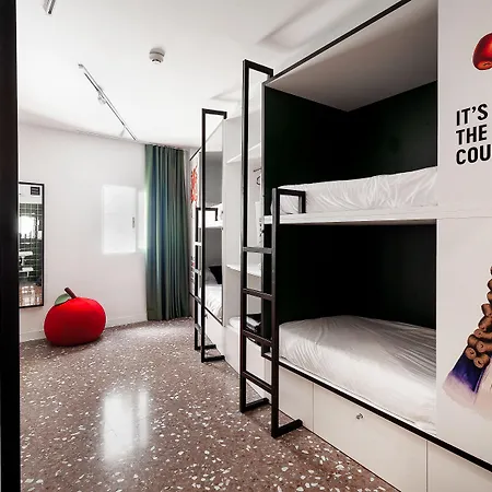 2060 The Newton Hostel-2