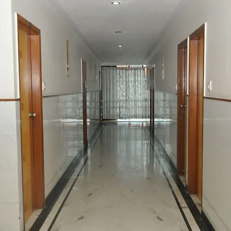 Hotel Gangothri-3