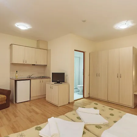 Serena Residence Aparthotel-3