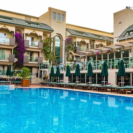 Ambassador Plaza Resort Hotel&Spa (Adults Only)-3