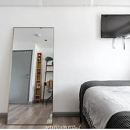 Cozy Flat In The Heart Of The City-3