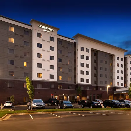 Courtyard By Marriott Charlotte Northlake-2