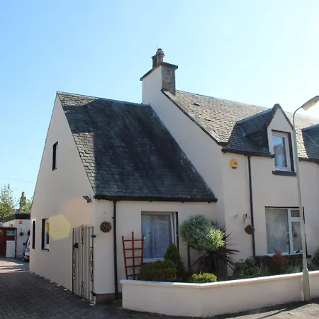 Pitfaranne Guest House-2