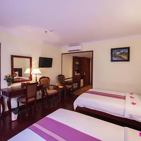 Smiling Deluxe Hotel-3