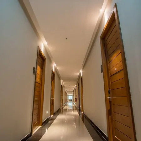 S Bangkok Hotel, Navamin-2