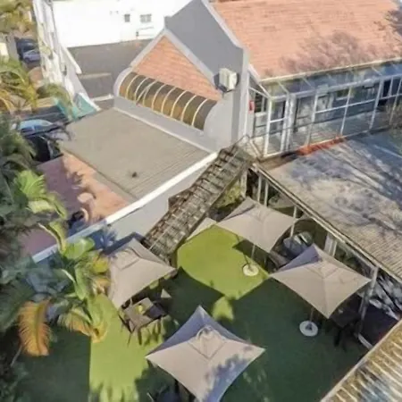 Silver Oaks Boutique Hotel-3