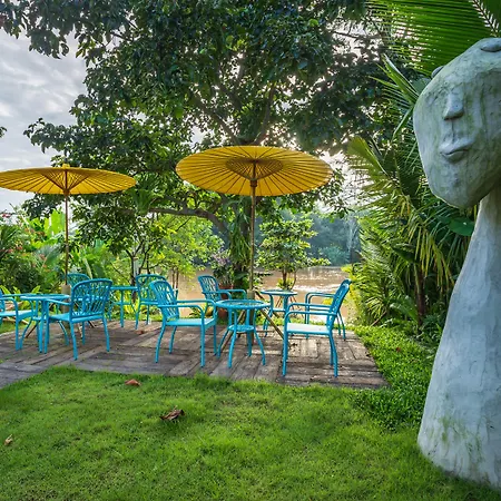 River Art Hotel-2