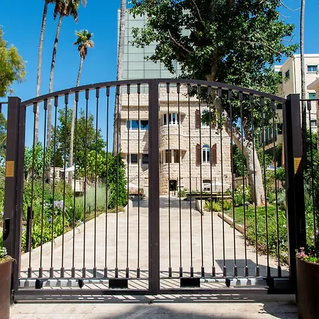 Schumacher Hotel Haifa-2