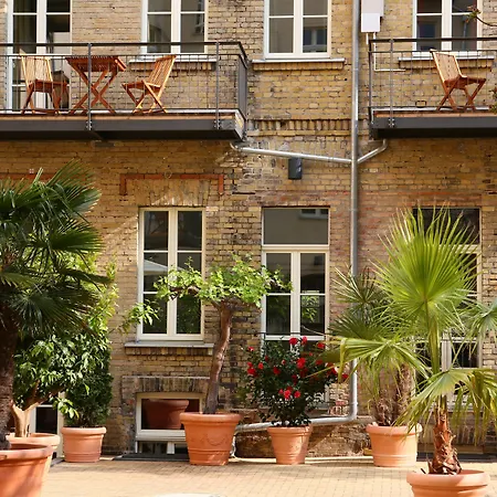 Garden Living - Boutique Hotel-3