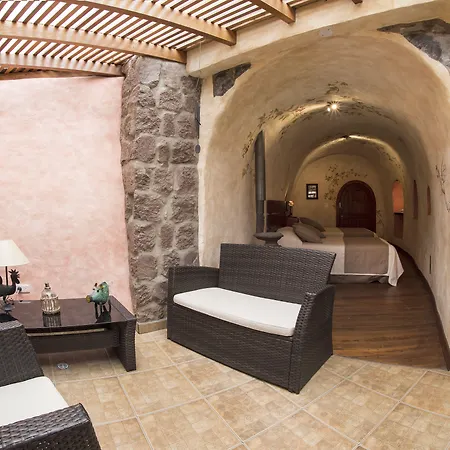 Hacienda Las Cuevas Terra Lodge-2