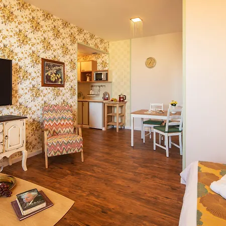 Casa Boutique Hotel (Adults Only)-3