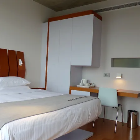 Bossa Nova Beirut Hotel-2
