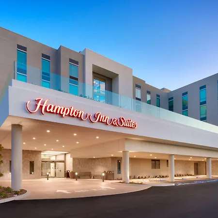Hampton Inn & Suites Anaheim Resort Convention Center-2