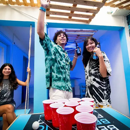 Bodega Party City Center Bangkok - Hostel-2