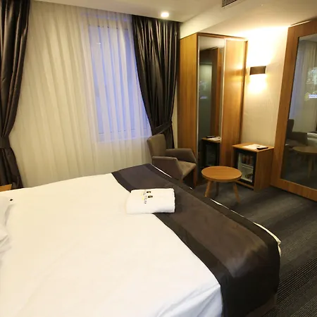 Grand Silay Hotel-2