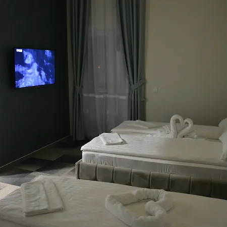Hotel River-2