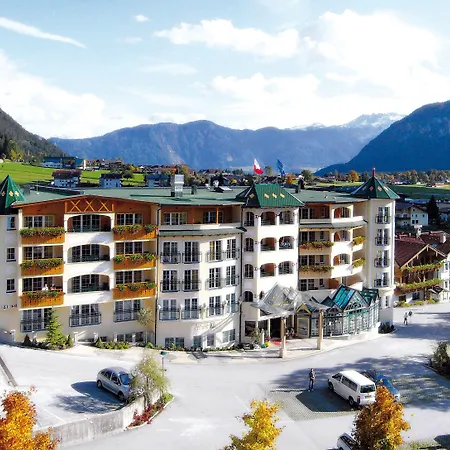Vier Jahreszeiten Wellnessresort Achensee-2