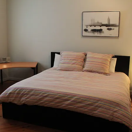 Modern B & B-2