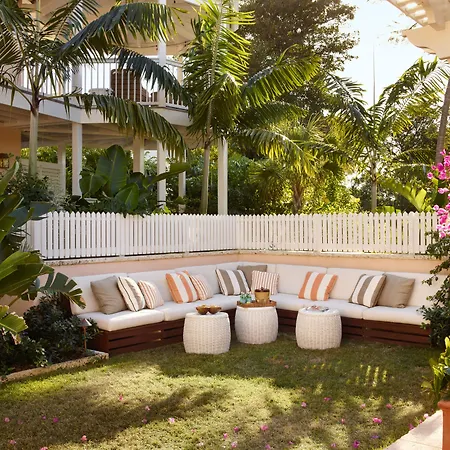 Eleven Bahama House-3