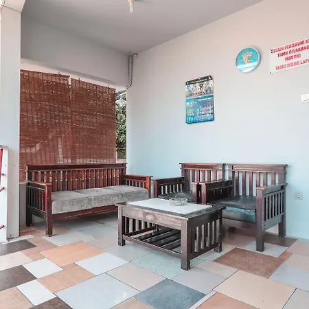Oyo 208 G House-3