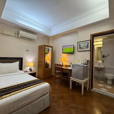 Grand Laurel Hotel-2