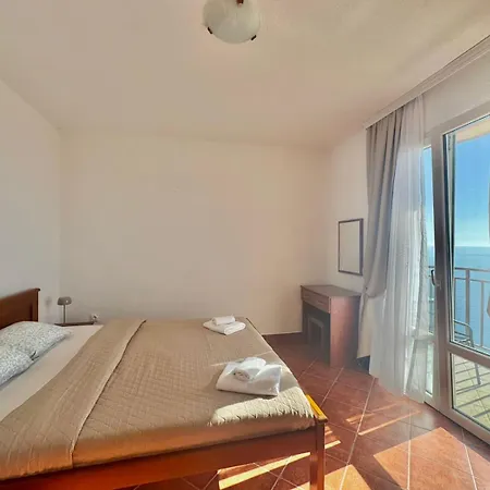 Calma Vista Apartments By Vila Vanja-3