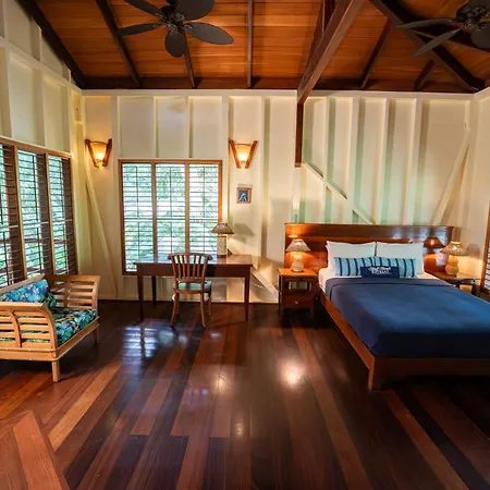 Bluff Beach Retreat-2
