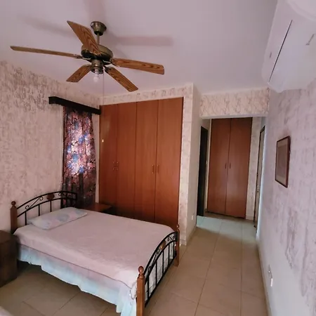 Kalampakas Guesthouse-3