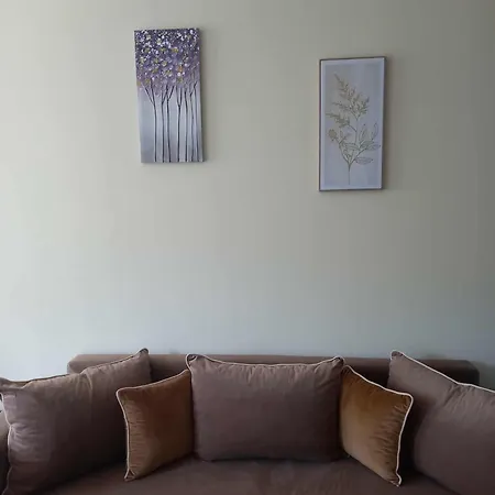 Тайната Квартира - The Secret Apartment-3