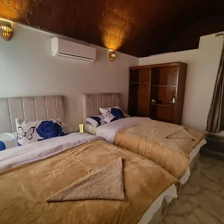 Go Inn Backpackers-2