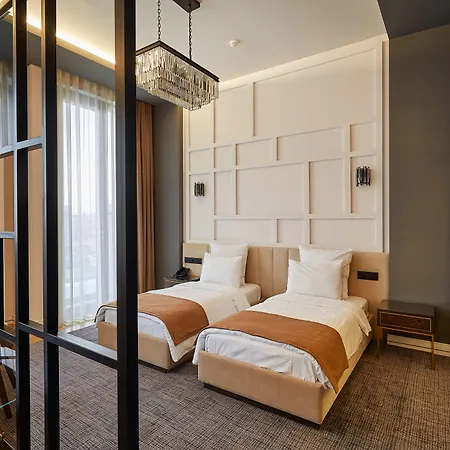 Aghababyan'S Hotel-2