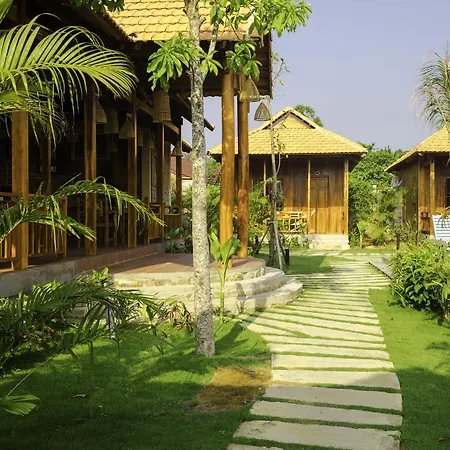 Island Lodge-3