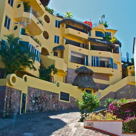 Casa Isabel A Boutique Hilltop Inn-3