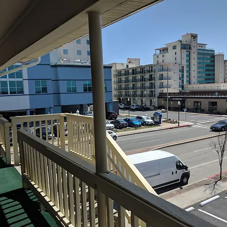 Crystal Sands Motel-2
