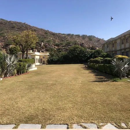 Hotel Raj Bagh Palace-2