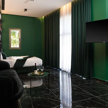 Joseph Hotel Tlv-3