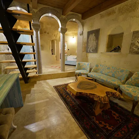 Caftan Cave Suites-2