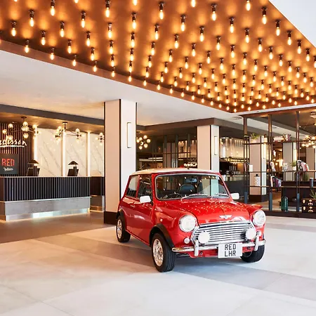 Radisson Red London Heathrow-3