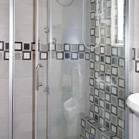 Arusha Naaz Hotel-3