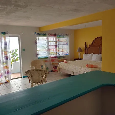 Orrie'S Beach Bar And Hotel-2