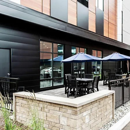 Hampton Inn & Suites By Hilton Quebec - Beauport-2